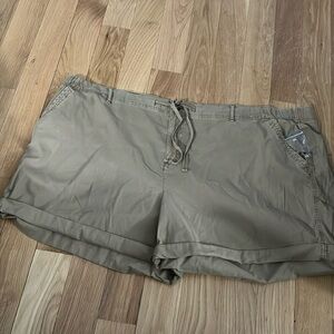 Sonoma Women’s Ultracomfort Bermuda Shorts size 4X NWT New